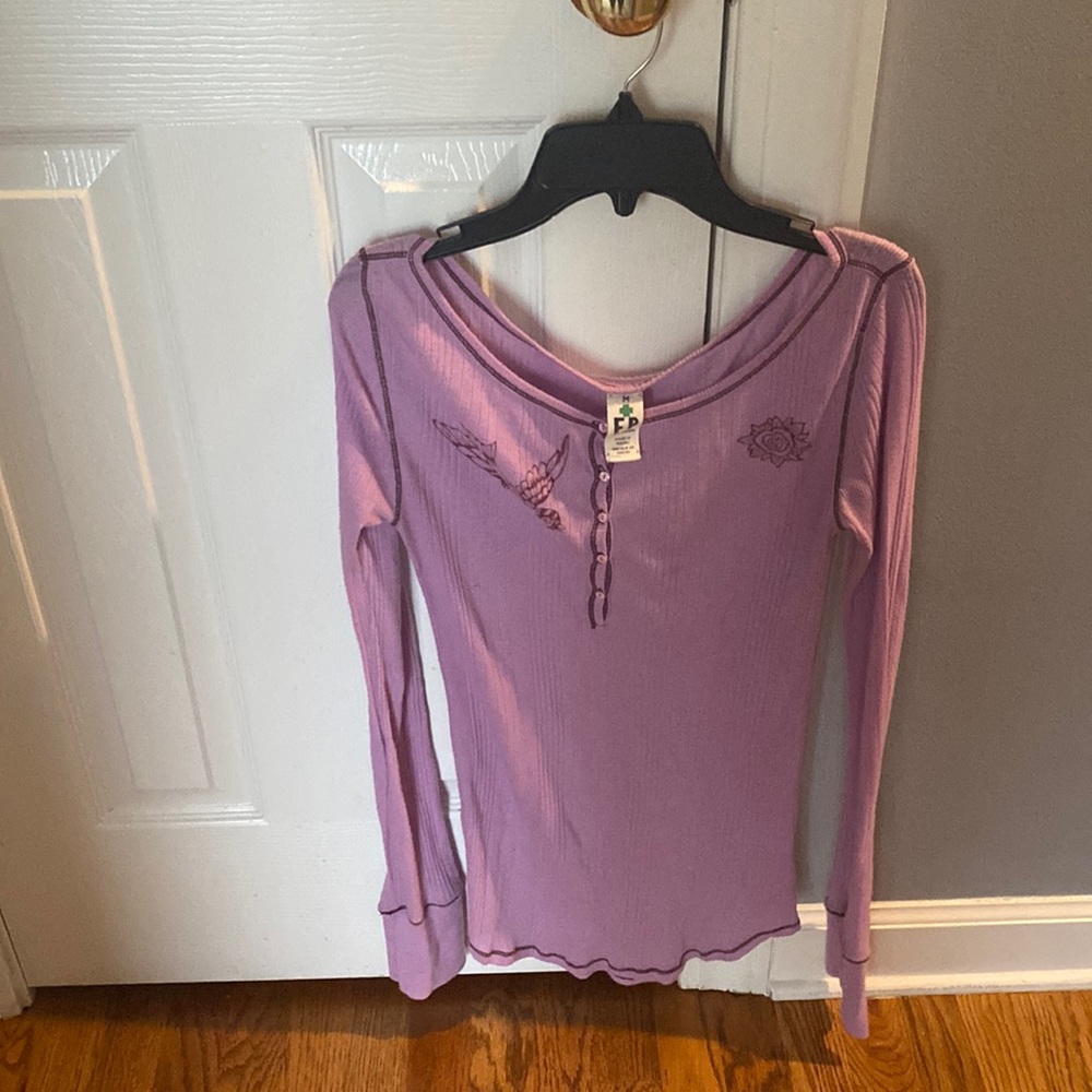 purple/pink long sleeve shirt